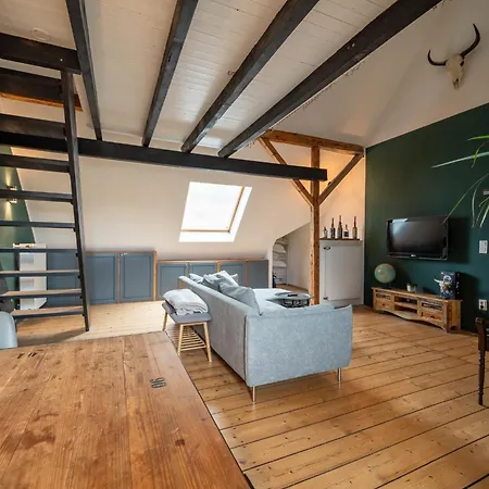 شقة Kleines Maisonette- إسن