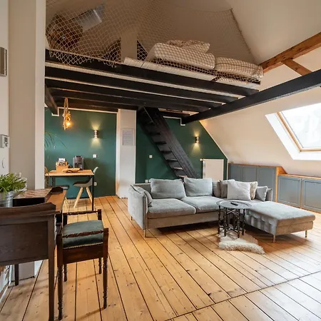 Kleines Maisonette- Apartment *