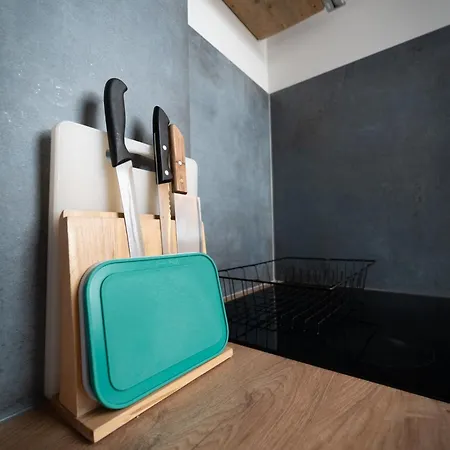 Kleines Maisonette- *